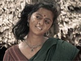 Director Bala carries a hypnotising aura: Vedhika