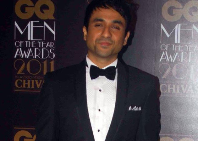 Vir Das pumps iron for his upcoming film