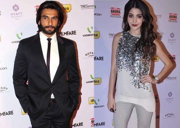 Anushka Sharma takes pains to avoid Ranveer Singh at Filmfare nominations 