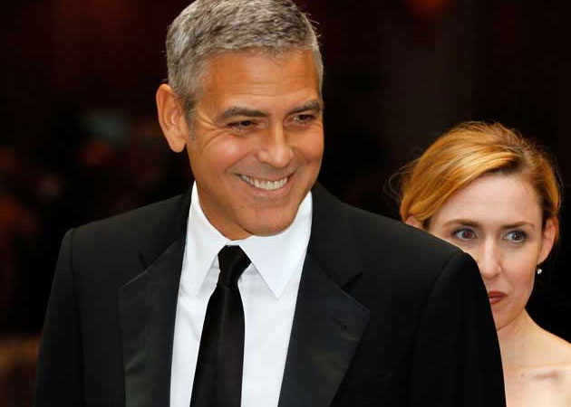 Golden Globes 2013: George Clooney leads celebrity roll call of presenters
