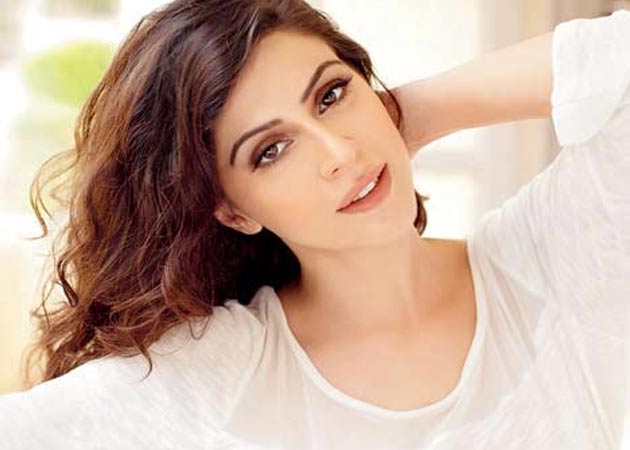 <i>Bigg Boss 6</i> contestant  Karishma Kotak takes baby steps in Bollywood