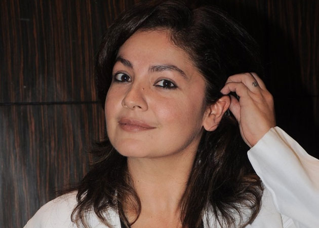 Pooja Bhatt files police complaint after getting abusive calls