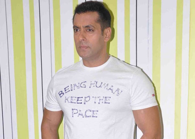 No groupism in Bollywood, says Salman Khan