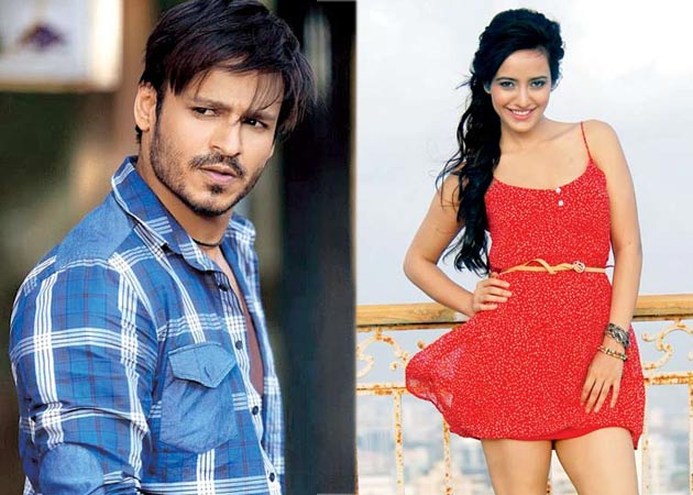 Vivek Oberoi, Neha Sharma booked by traffic cops while shooting