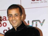 Tough to adapt 'The 3 Mistakes of My Life' into film: Chetan Bhagat