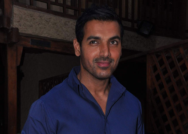 John Abraham turns media planner for <i>I Me Aur Main</i>