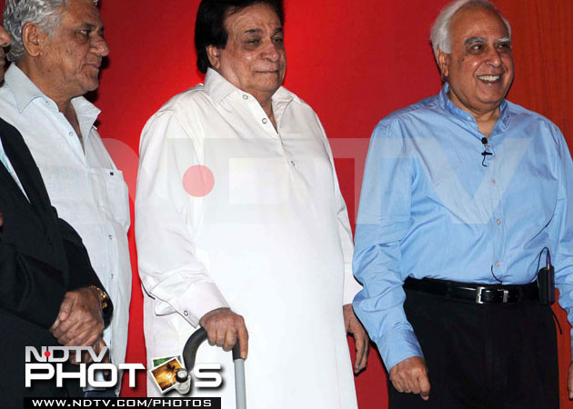 Kader Khan fine, upset with death rumours
