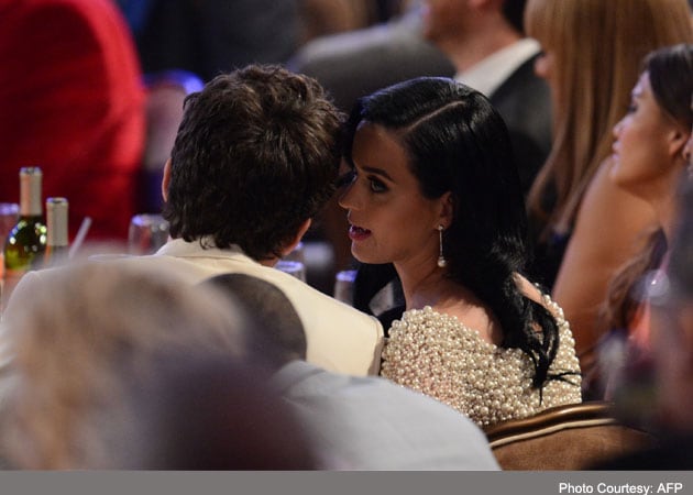 Katy Perry all over John Mayer at pre-Grammy Awards bash