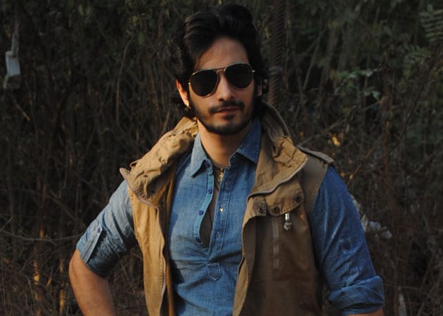 Want to be actor first then star, like Aamir: Siddharth Arora