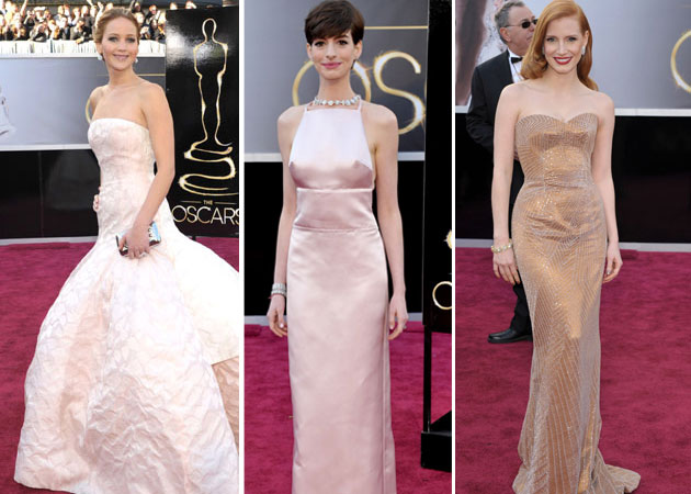  Stars hit red carpet as Oscar time approaches