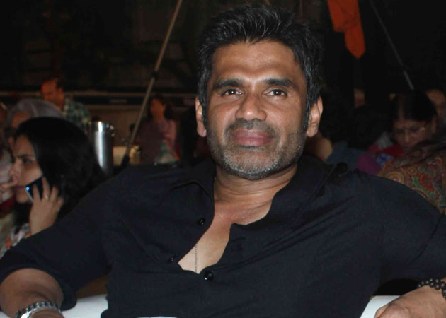 Suniel Shetty's mobile cancer campaign