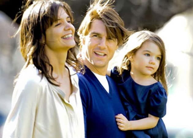  Tom Cruise and Suri speak 'many times a day'  