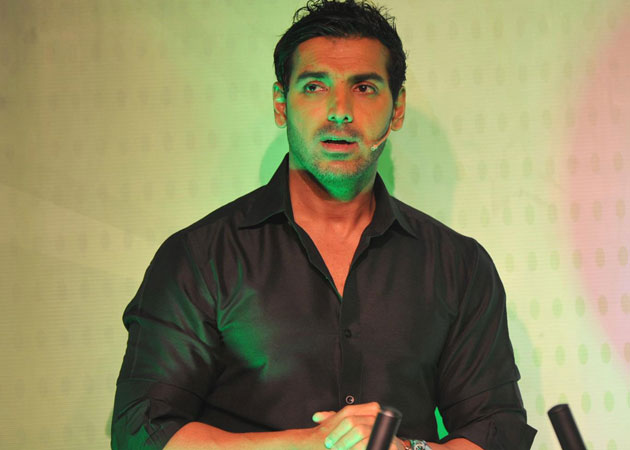 John Abraham to wrap up <i>Madras Cafe</i> ahead of schedule