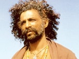 Making Rs 100 crore films not my ambition: Makarand Deshpande