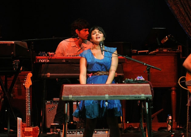 Norah Jones performs first time in India