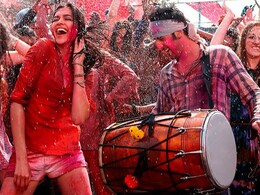 Ranbir Kapoor, Deepika Padukone get into the spirit of Holi Ranbir Kapoor, Deepika Padukone get into the spirit of Holi