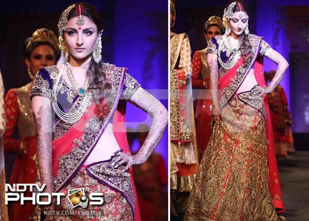 Royal background is a touchy topic for Soha Ali Khan
