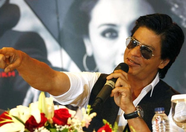 Why Shah Rukh Khan received roses from Gulab Gang girls
