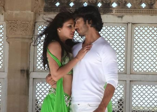 Music review: <i>Commando</i>