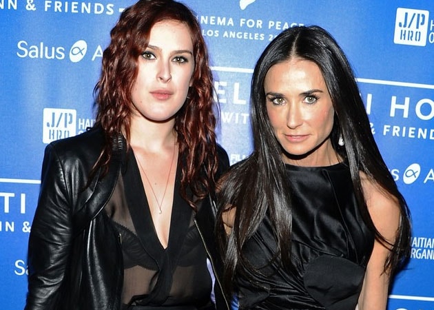 Demi Moore reconciles with daughters - NDTV Movies