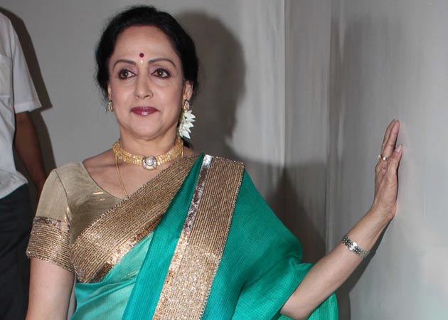 Hema Malini: Working with older actors boosts career