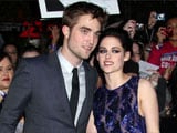 Robert Pattinson parties without Kristen Stewart