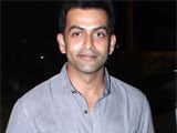 Prithviraj to star with Shah Rukh Khan in <i>Happy New Year</i>?