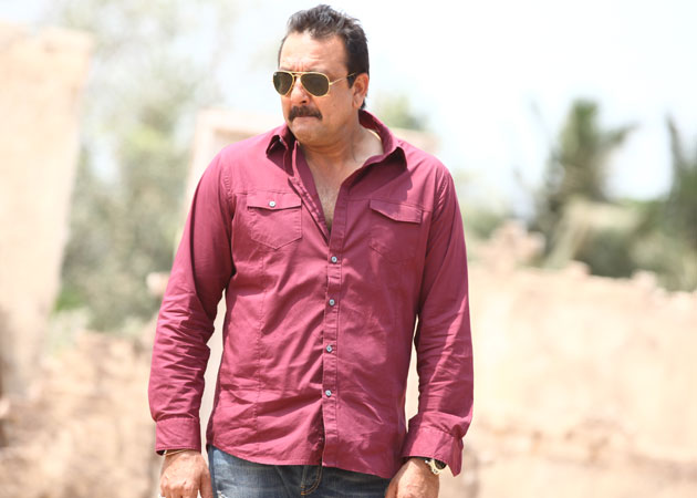 Sanjay Dutt works double shifts