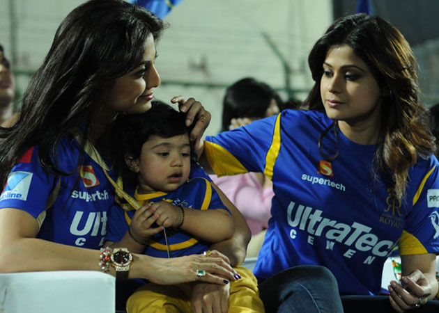 Shilpa Shetty's son Viaan makes public debut 