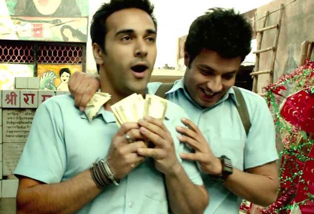 <i>Fukrey</i> music launched with band, <i>baaja</i>, horses