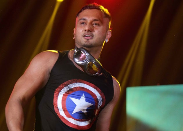 Honey Singh's online channel gets over 1 lakh hits