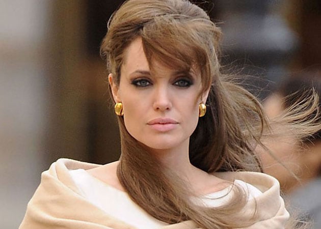 Angelina Jolie já foi assistir ao novo “Tomb Raider”