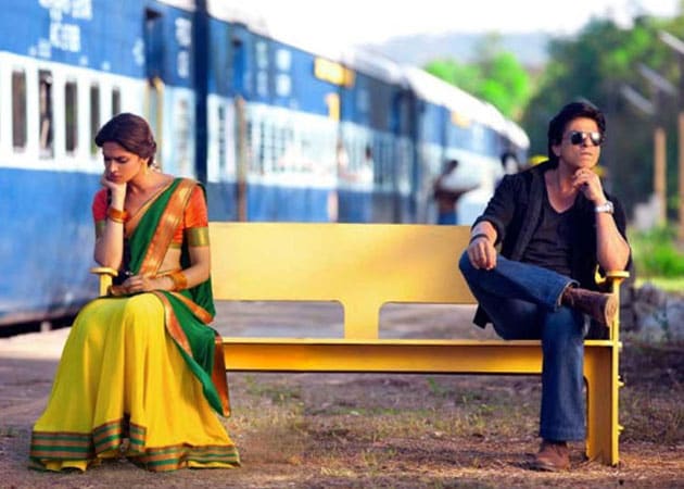 Deepika Padukone and Shahrukh Khan in Chennai Express