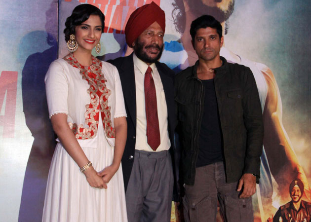 Milkha Singh launches music, promo of <I>Bhaag Milkha Bhaag</i>