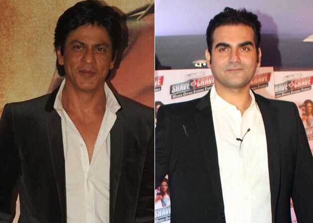 Shah Rukh Khan parties with Salman's brother