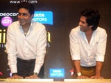 Abhishek Bachchan, Shahid Kapoor leave their handprints at IIFA