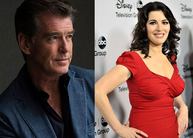 Pierce Brosnan comforts Nigella Lawson
