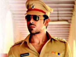 Ram Charan Teja flies in Australian trainer for <i>Zanjeer</i> body Ram Charan Teja flies in Australian trainer for <i>Zanjeer</i> body