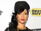 Rihanna's beach time ruined by fans