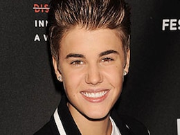 Justin Bieber walked home with two girls following nightclub brawl Justin Bieber walked home with two girls following nightclub brawl
