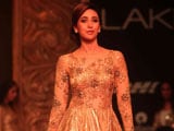 Karisma Kapur dazzles in gold at Lakme Fashion Week