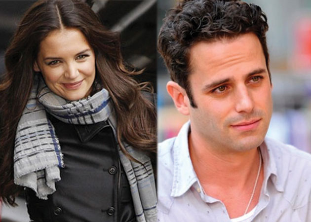 Katie Holmes getting close to Luke Kirby?