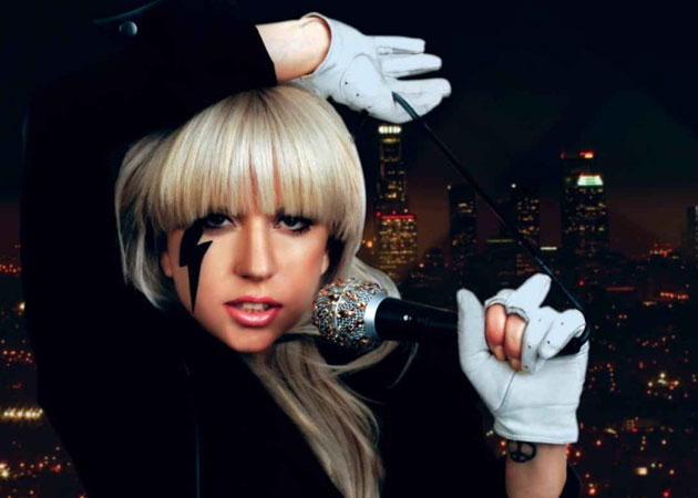 Lady Gaga criticises social network bosses