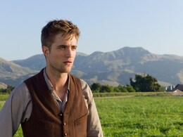 Pets helping Robert Pattinson cope with split Pets helping Robert Pattinson cope with split