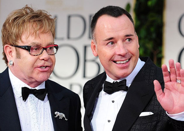 Elton John eager to legally wed David Furnish  