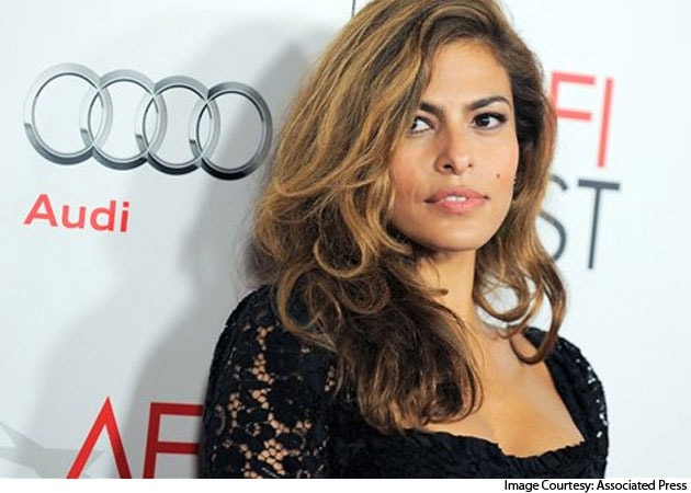 Eva Mendes launches clothing line