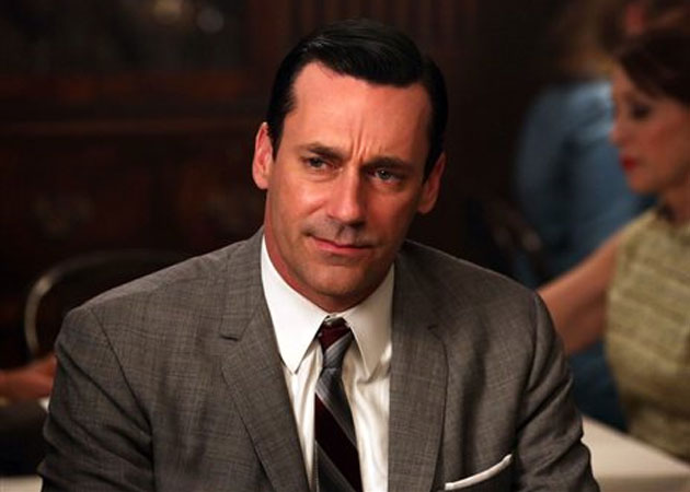 <i>Mad Men</i> star Jon Hamm to undergo throat surgery?