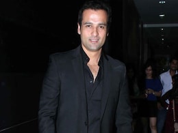Rohit Roy keen to direct love story Rohit Roy keen to direct love story
