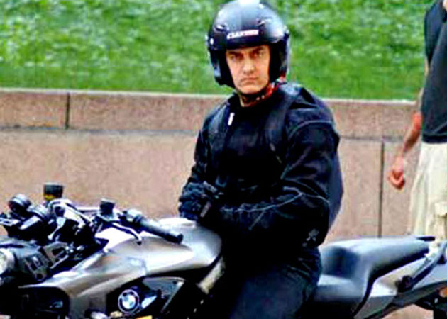 Aamir isn't just acting in <I>Dhoom: 3</i>. No surprise!