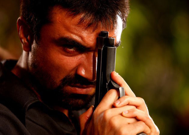 Ajaz Khan: Everyone can expect a lot of fireworks from me on <i>Bigg Boss</i>